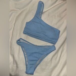 One shoulder blue bikini!